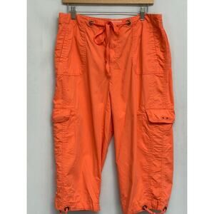 Women’s St. John’s Bay Coral Cargo Capris Size 14W